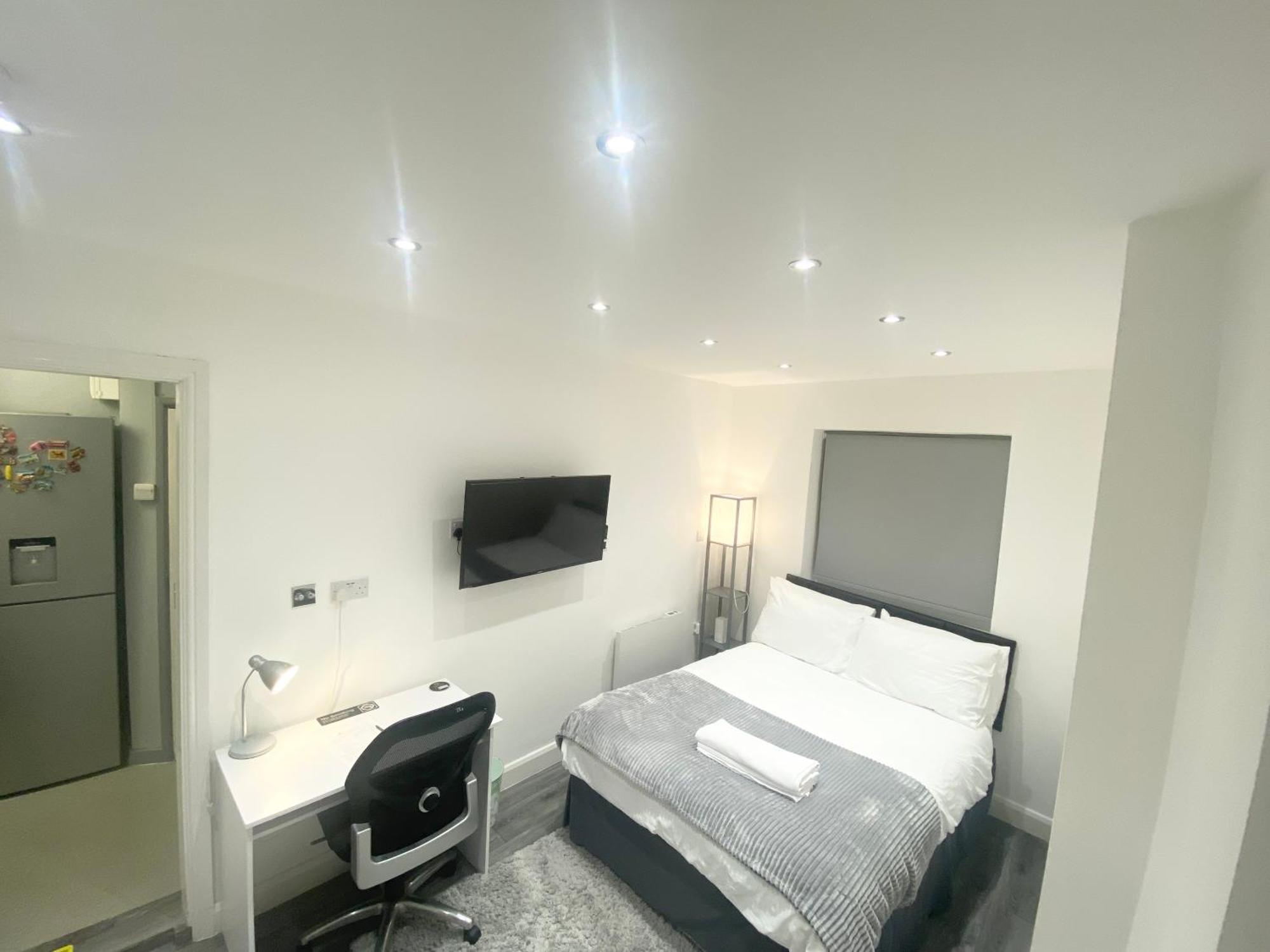 London Studio Chingford Εξωτερικό φωτογραφία